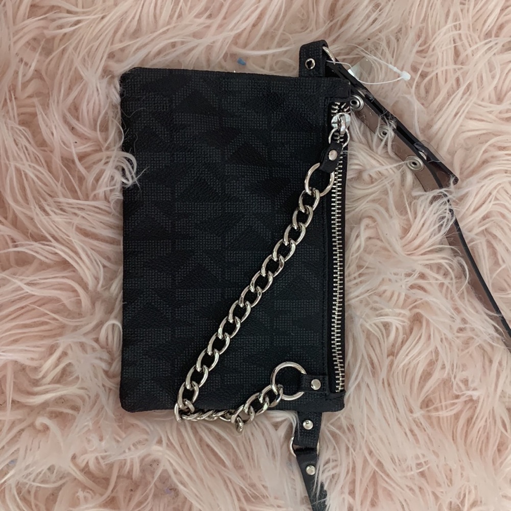 Michael Kors fanny pack, black, new with tags- never used - Picture 3 of 3